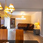 Spacious - Center