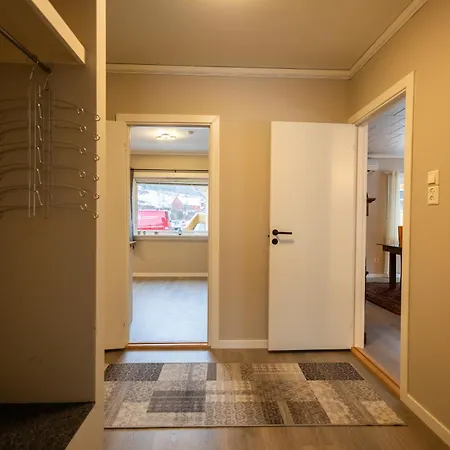 Spacious - Center Daire
