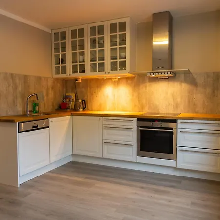 Spacious - Center Stryn