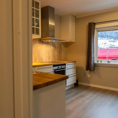 Apartment Spacious - Center Stryn