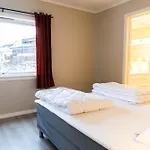 Spacious - Center *